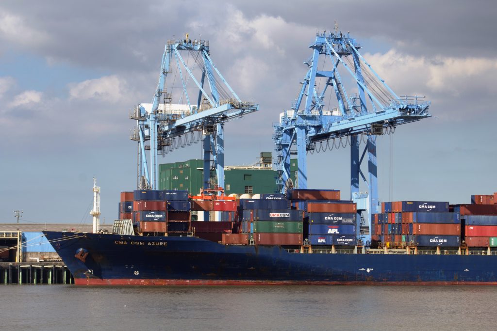 Container-on-barge service positions Port NOLA for resins export growth ...