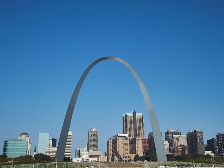 Why St. Louis might be the best destination for new grads seeking careers