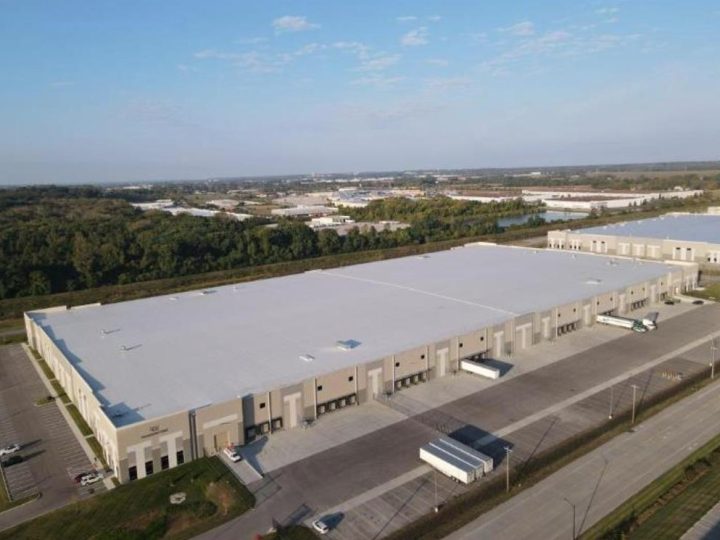 Food service packaging and janitorial supplier opens new logistics hub in Hazelwood