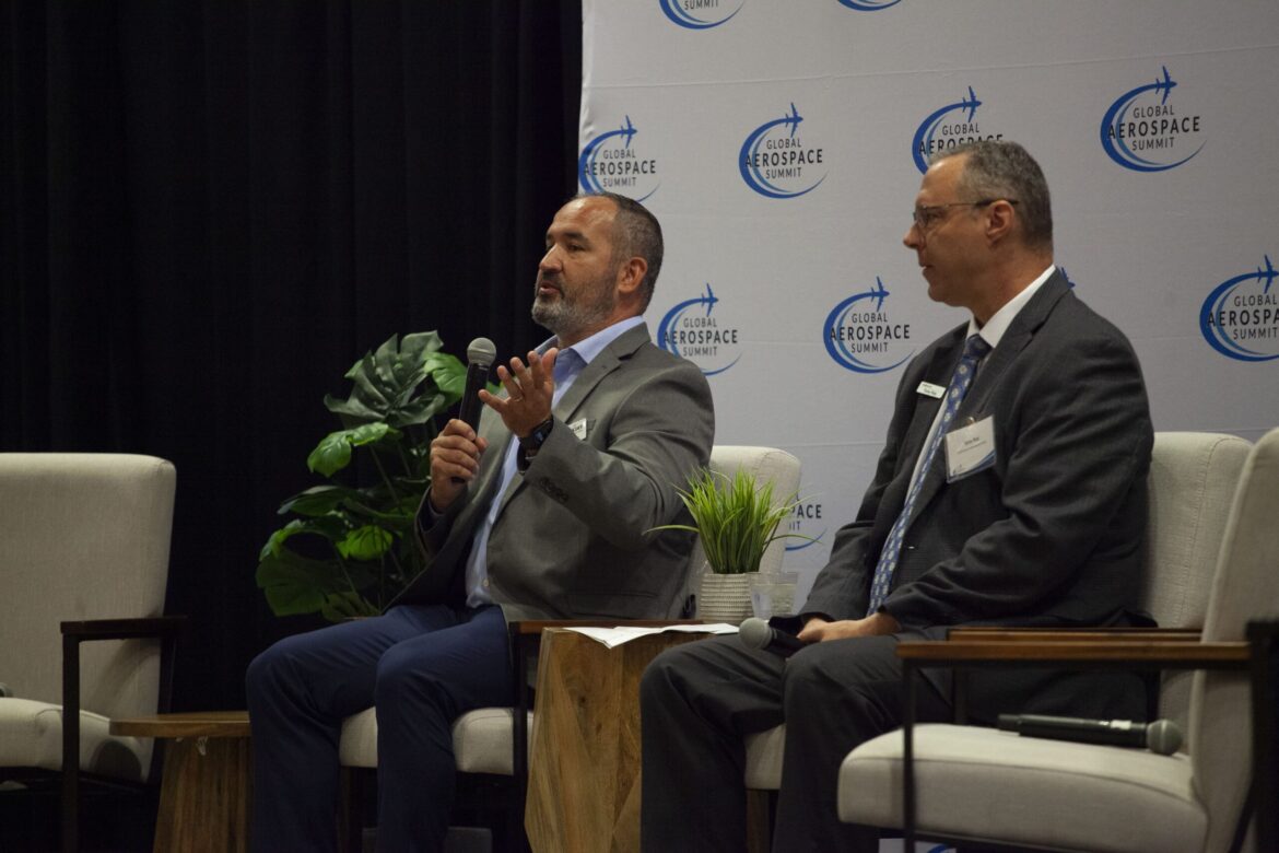 Photo of Ray Sharp (West Star Aviation) and Tony Ray (Gulfstream)